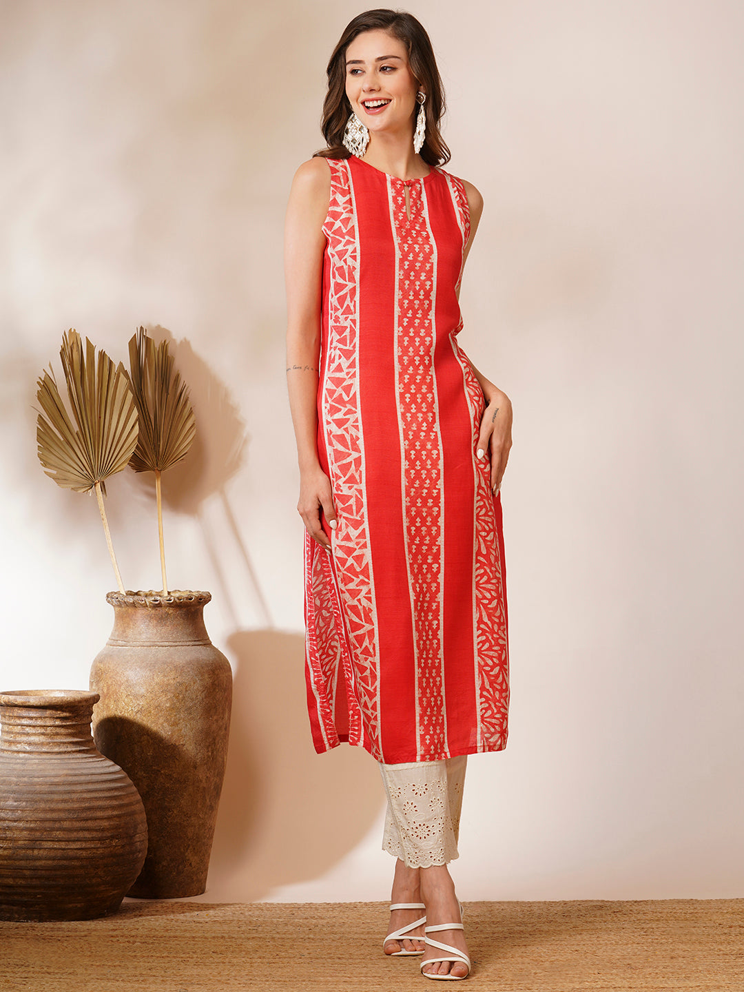 Ethnic Stripes Printed Straight Fit Kurta - Red