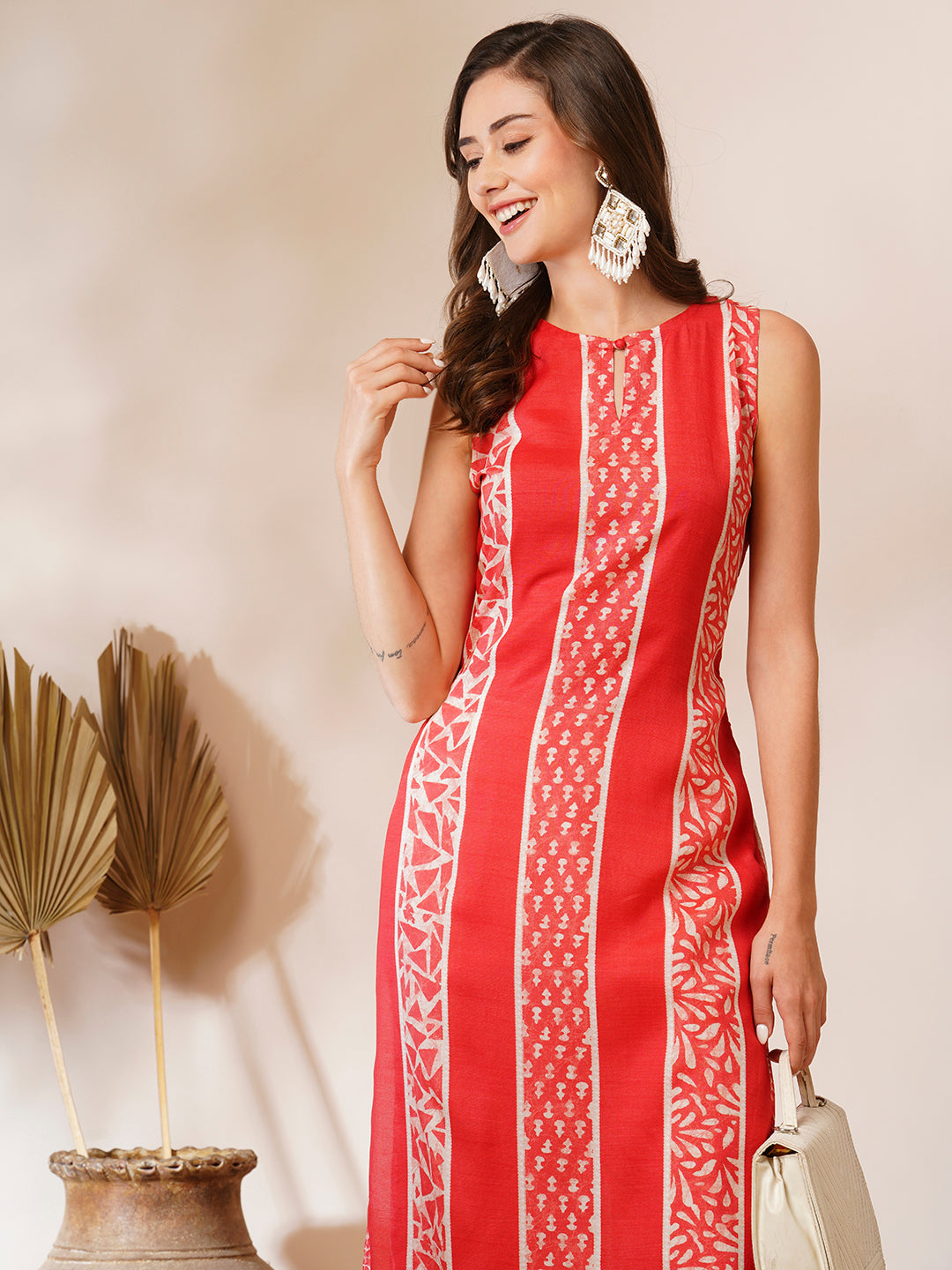 Ethnic Stripes Printed Straight Fit Kurta - Red