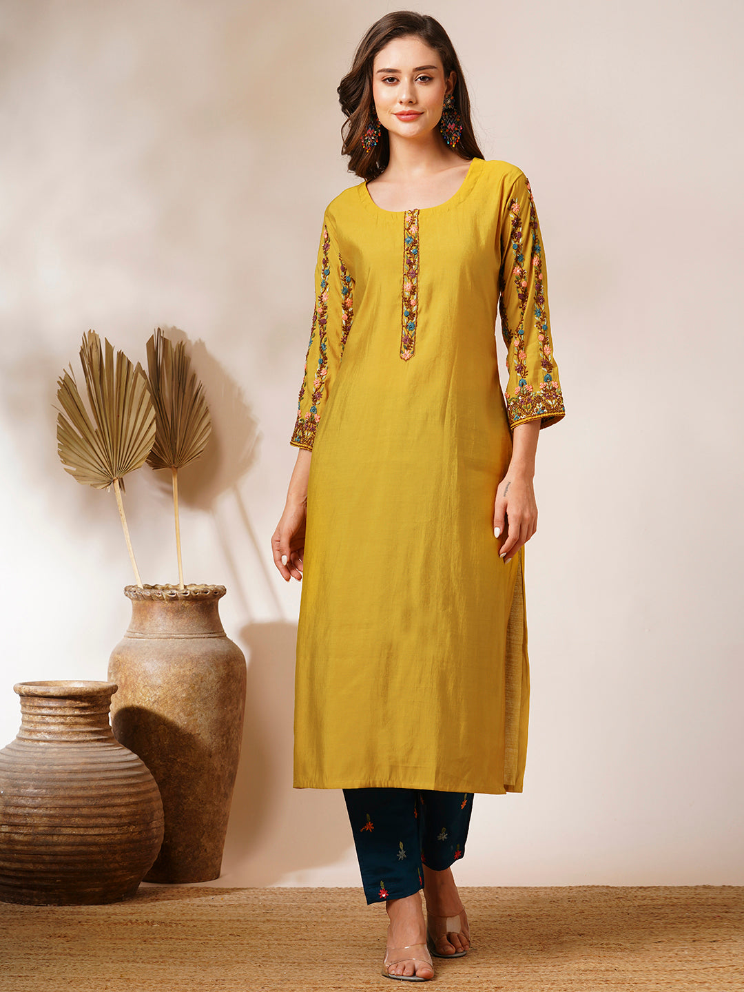 Solid Floral Hand Embroidered Straight Fit Kurta - Yellow