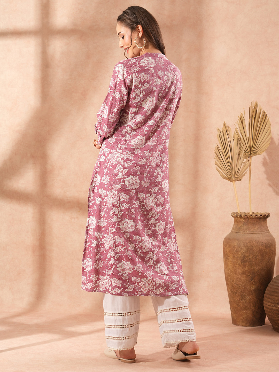 Ethnic Floral Printed Straight Fit Kurta - Mauve