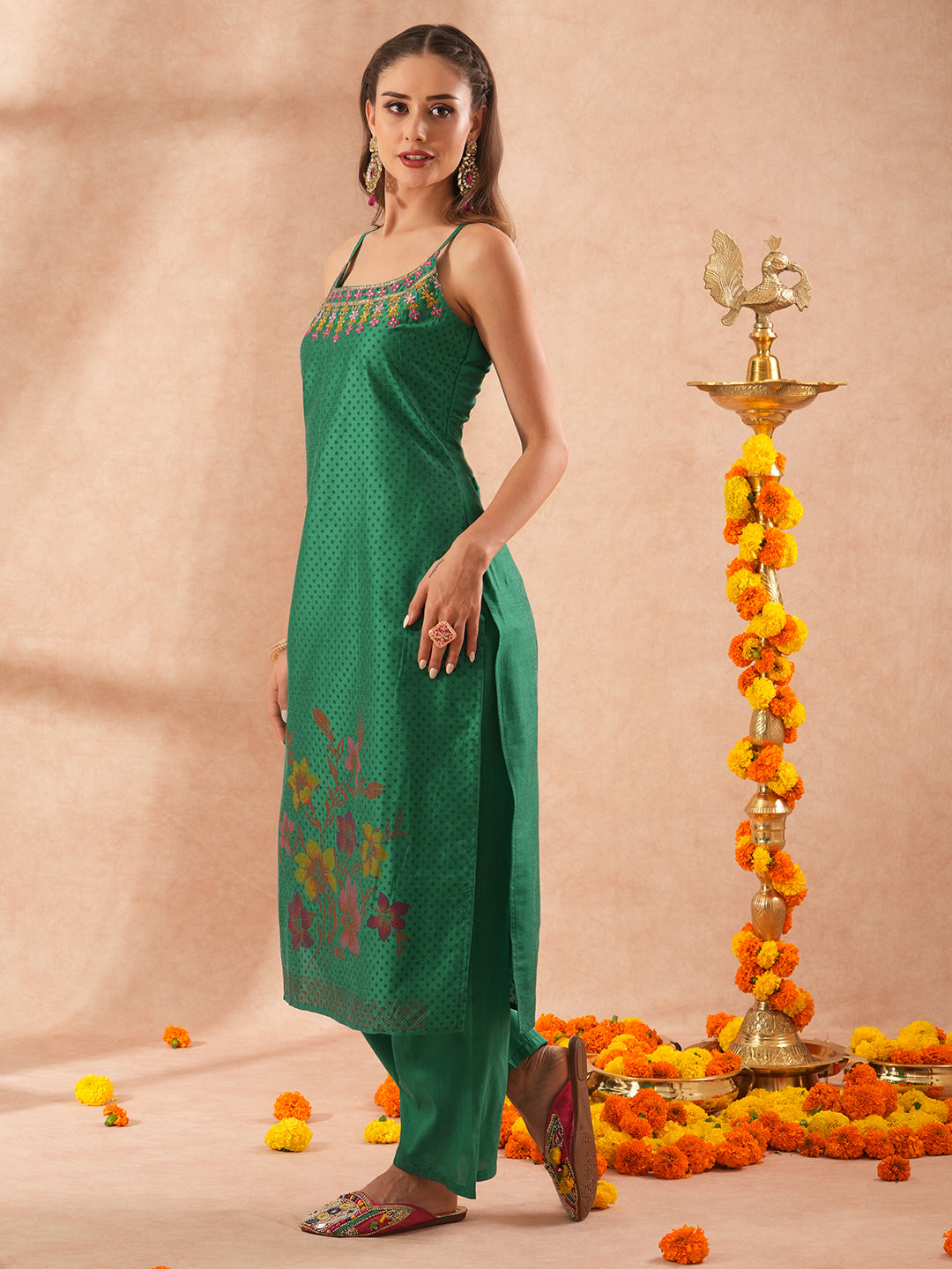 Ethnic Floral Printed & Embroidered Straight Fit Kurta with Pant - Green