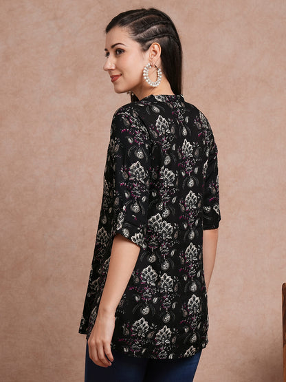 Ethnic Floral Printed A-Line Paneled Kurti - Black