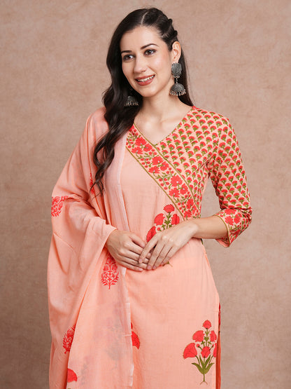 Ethnic Floral Printed Straight Fit Kurta with Pant and Dupatta - Peach