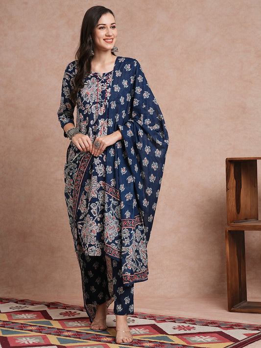 Floral Printed & Embroidered Straight Kurta with Pant & with Printed Dupatta – Blue