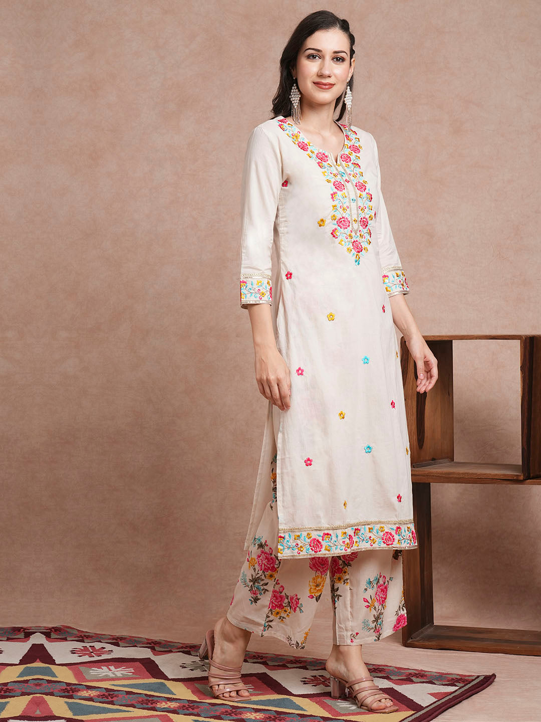 Floral Embroidered Straight Fit Kurta with Printed Pant - Off White