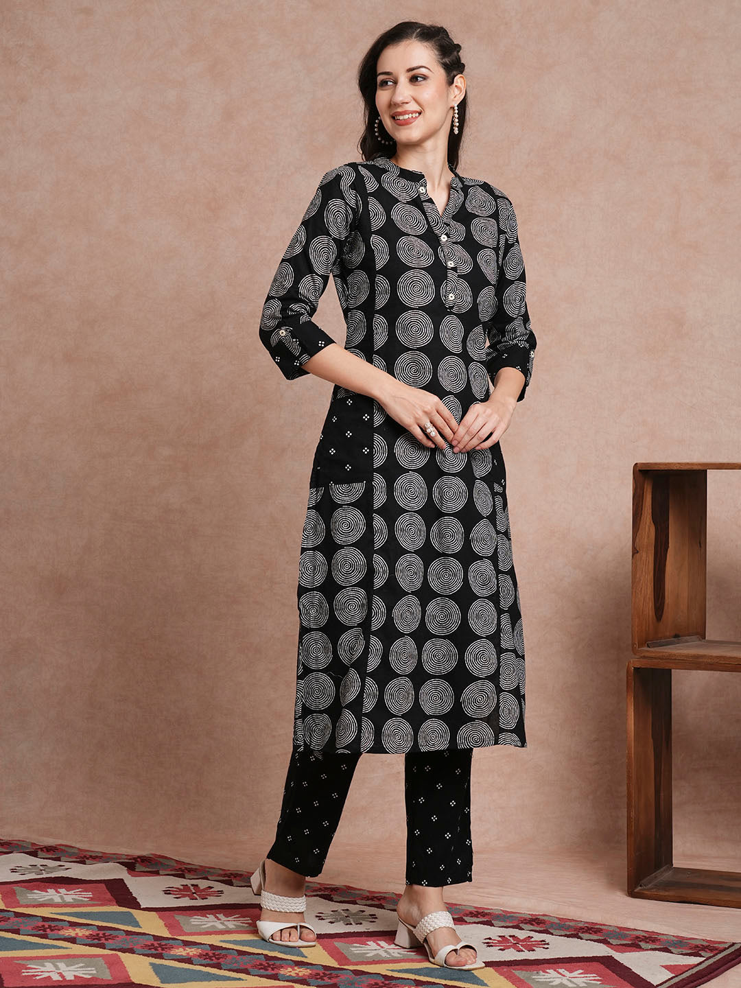 Abstract Floral Printed A-Line Kurta with Pant - Black