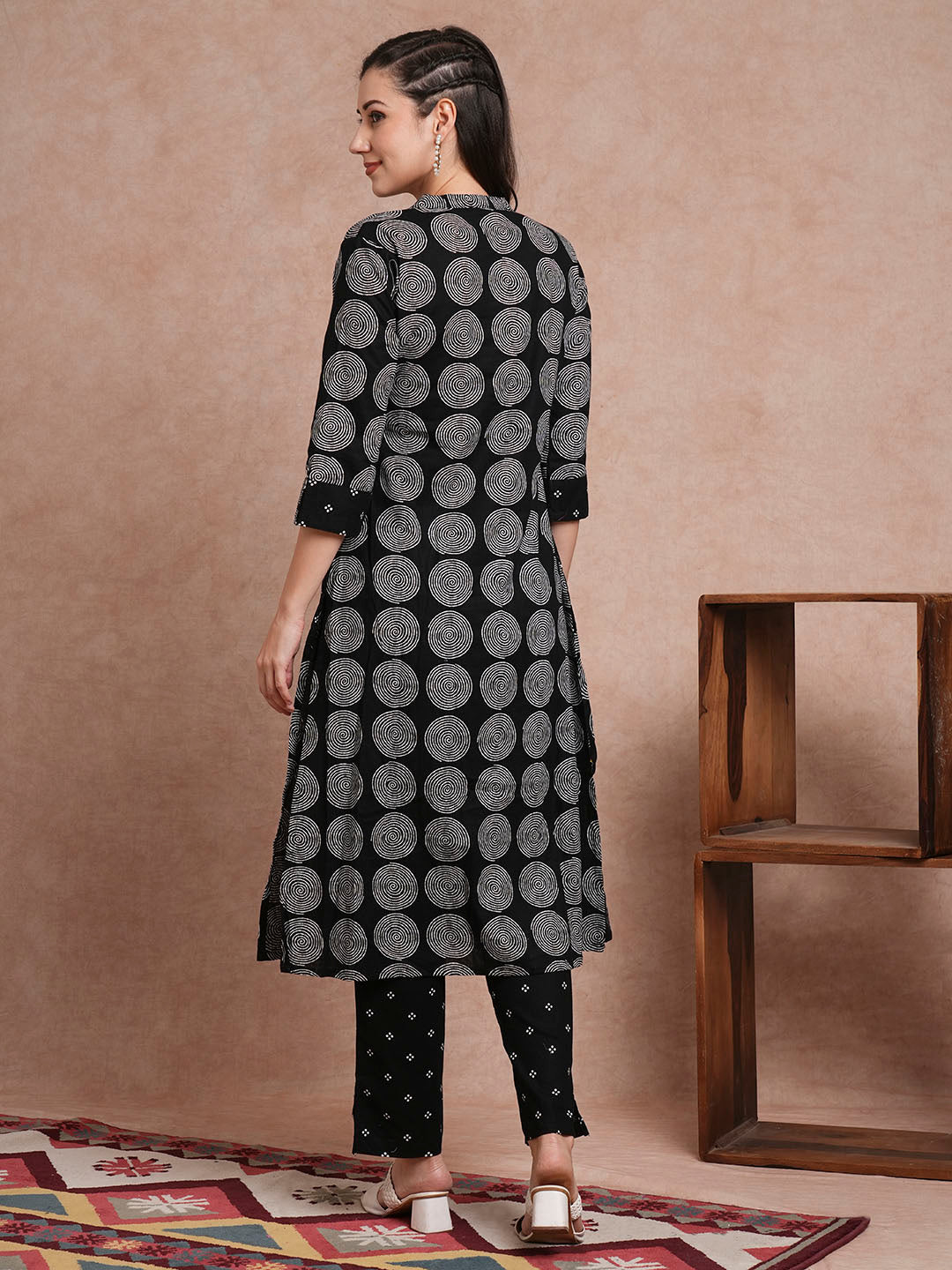 Abstract Floral Printed A-Line Kurta with Pant - Black