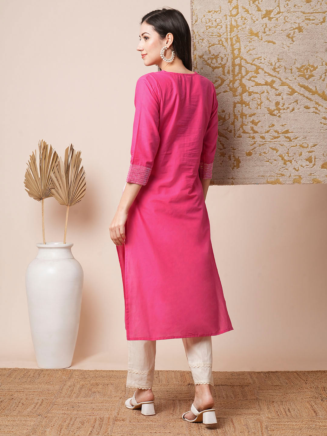 Floral Sequin Embroidered Straight Fit Kurta - Pink