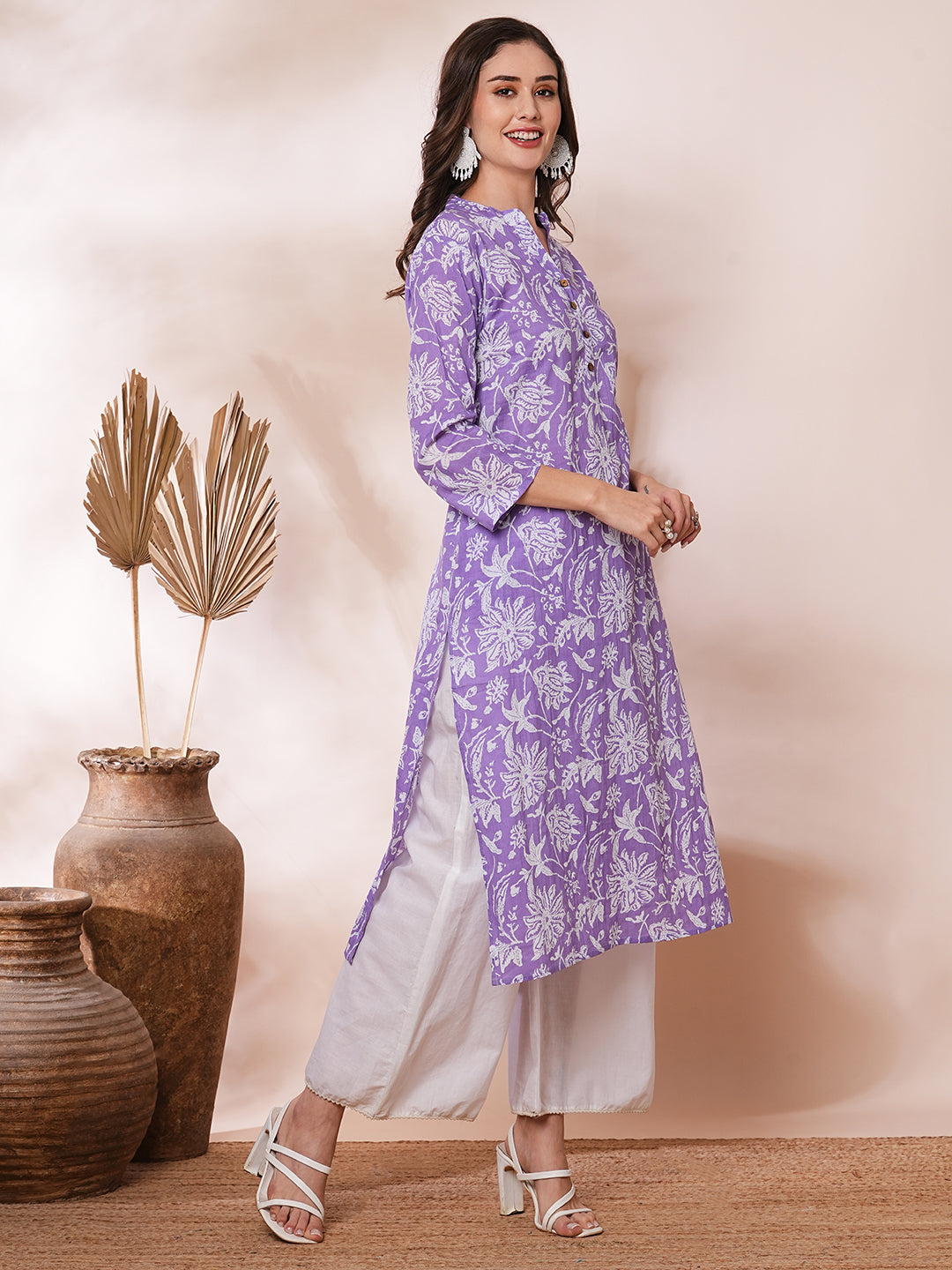 Ethnic Floral Printed Straight Fit Kurta - Purple