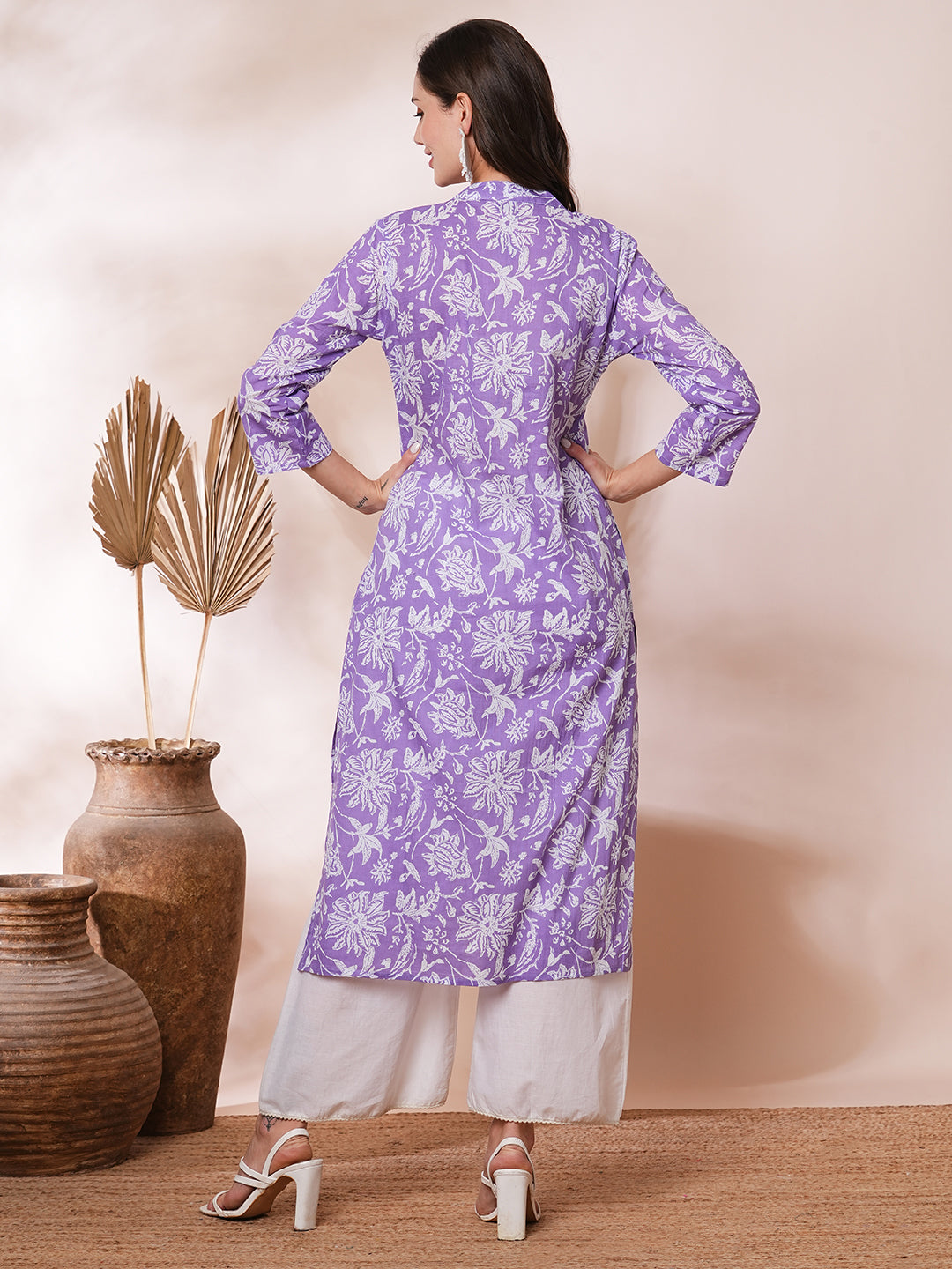 Ethnic Floral Printed Straight Fit Kurta - Purple