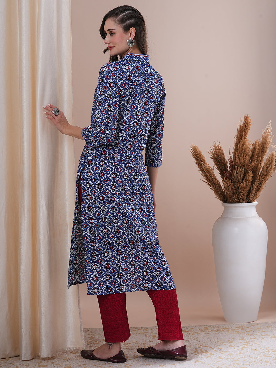 Ethnic Floral Printed & Sequin Embroidered Straight Fit Kurta - Blue