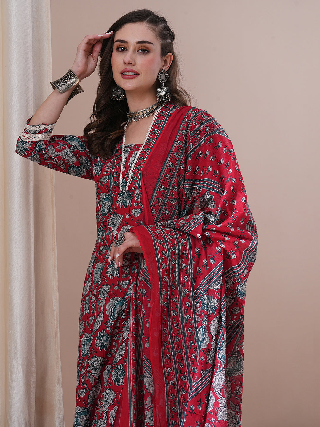 Ethnic Floral Printed Straight Fit Kurta with Pant & Dupatta - Red