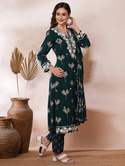 Floral Printed & Thread Embroidered Straight Fit Kurta with Pant & Dupatta - Green