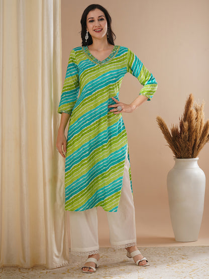 Leheriya Printed & Floral Embroidered Straight Fit Kurta - Green