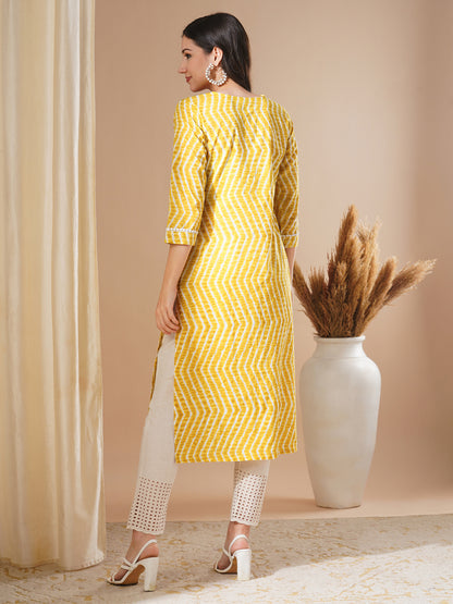 Ethnic Chevron Printed Straight Fit Kurta - Yellow