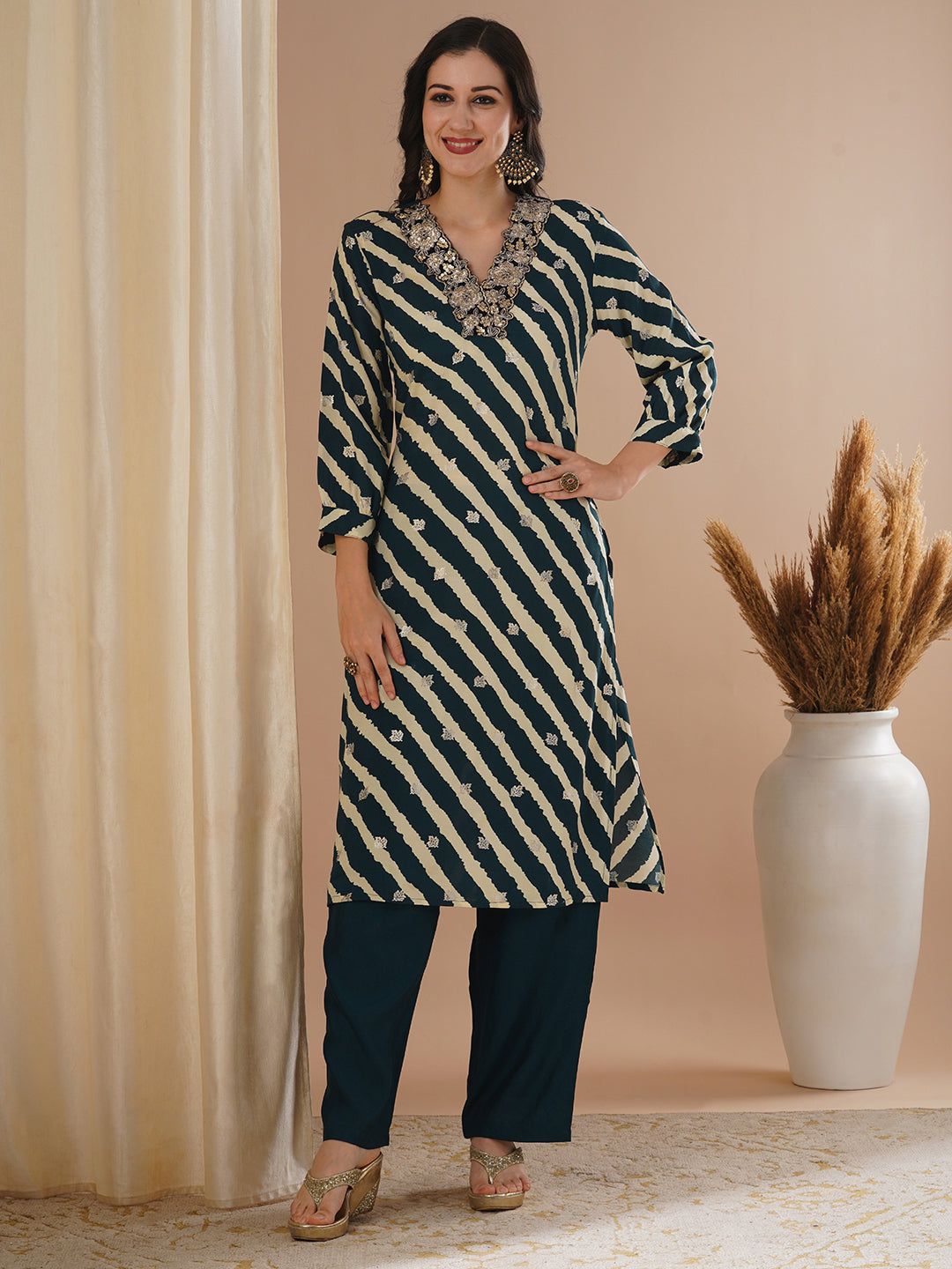 Leheriya Foil Printed & Zari Embroidered Straight Fit Kurta with Pant - Teal Blue