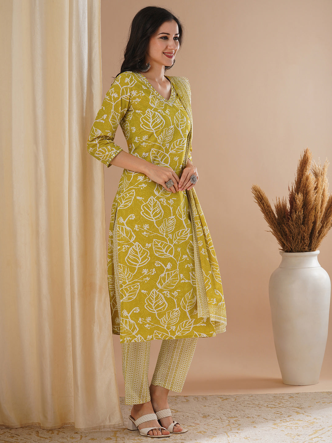 Abstract Floral Printed & Embroidered Straight Kurta with Pant & Dupatta - Green