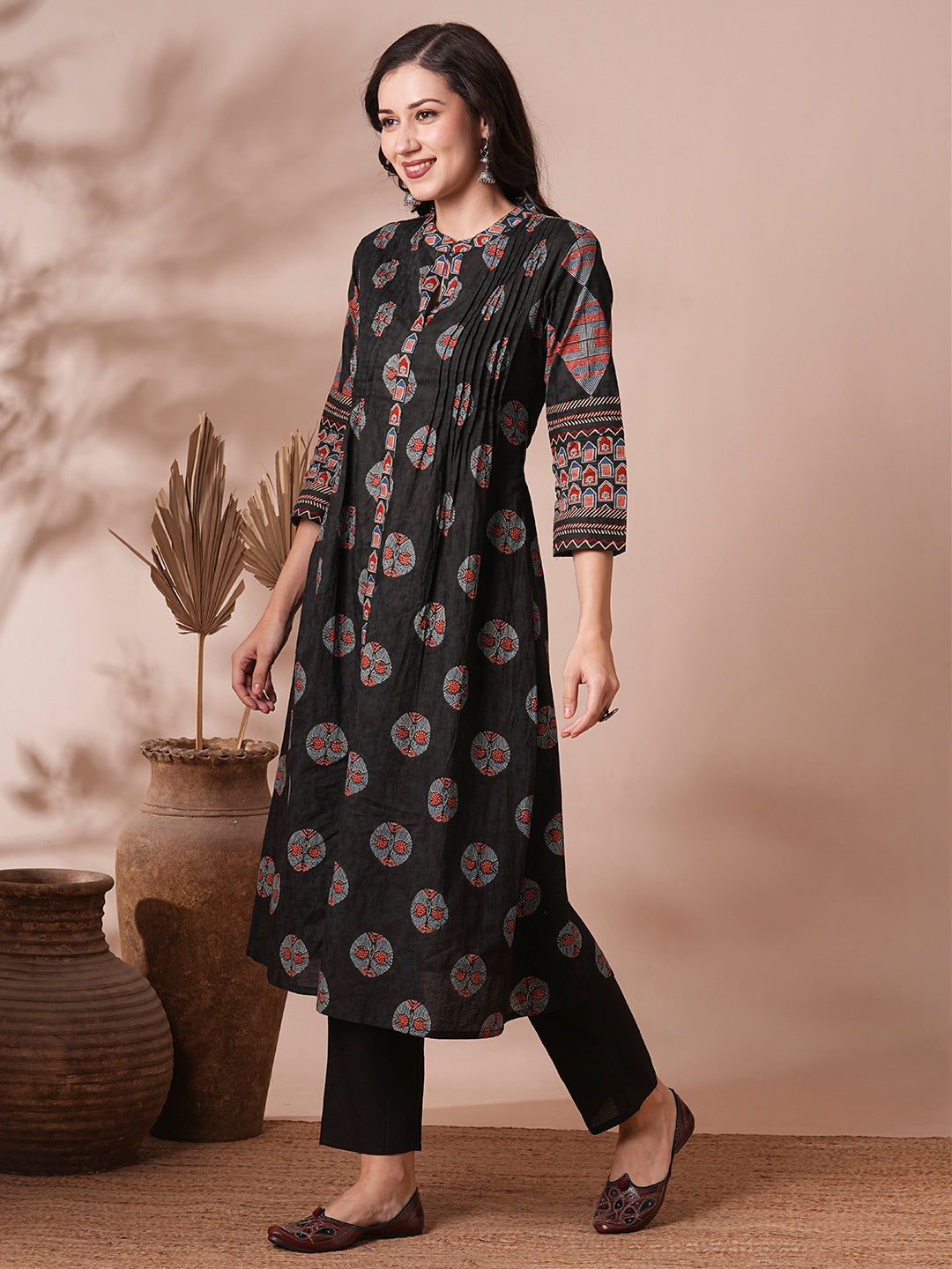 Ethnic Floral Printed A-Line Pleated Kurta with Pant - Black