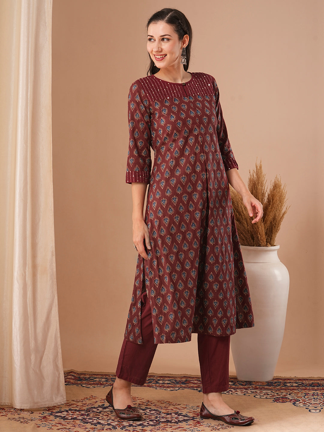 Ethnic Floral Printed A-Line Kurta with Pant - Maroon