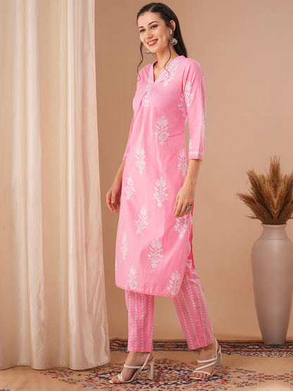 Ethnic Floral Printed Straight Fit Kurta with Pant - Pink