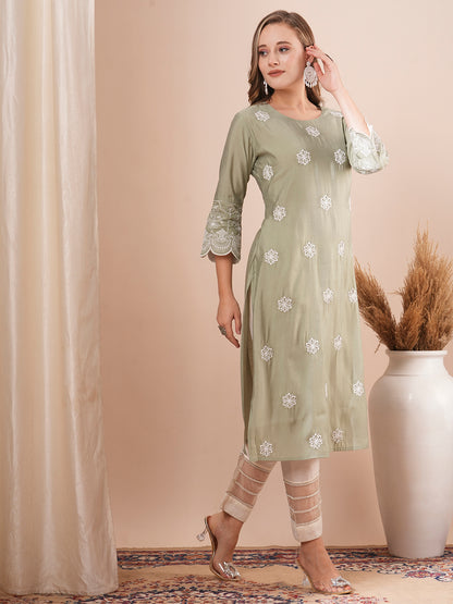 Solid Floral Embroidered Straight Fit Kurta - Mint Green