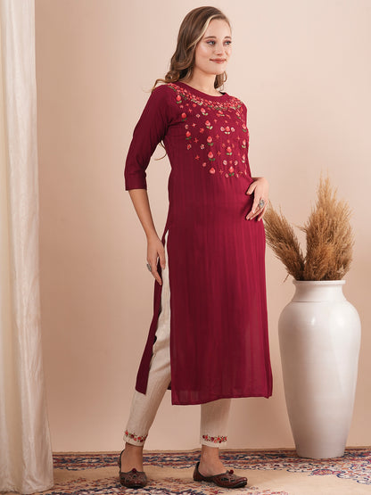 Solid Floral Hand Embroidered Straight Fit Kurta with Pant - Maroon