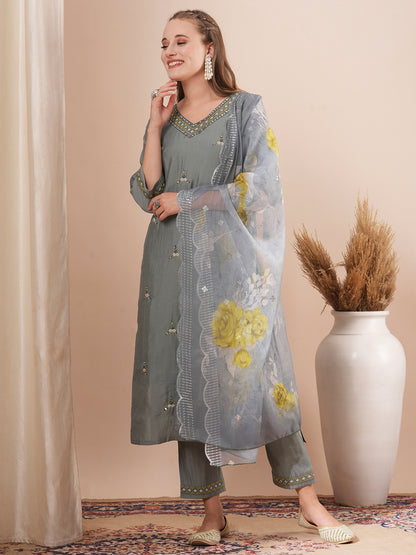 Solid Ethnic Embroidered Straight Fit Kurta with Pant & Printed Dupatta - Grey