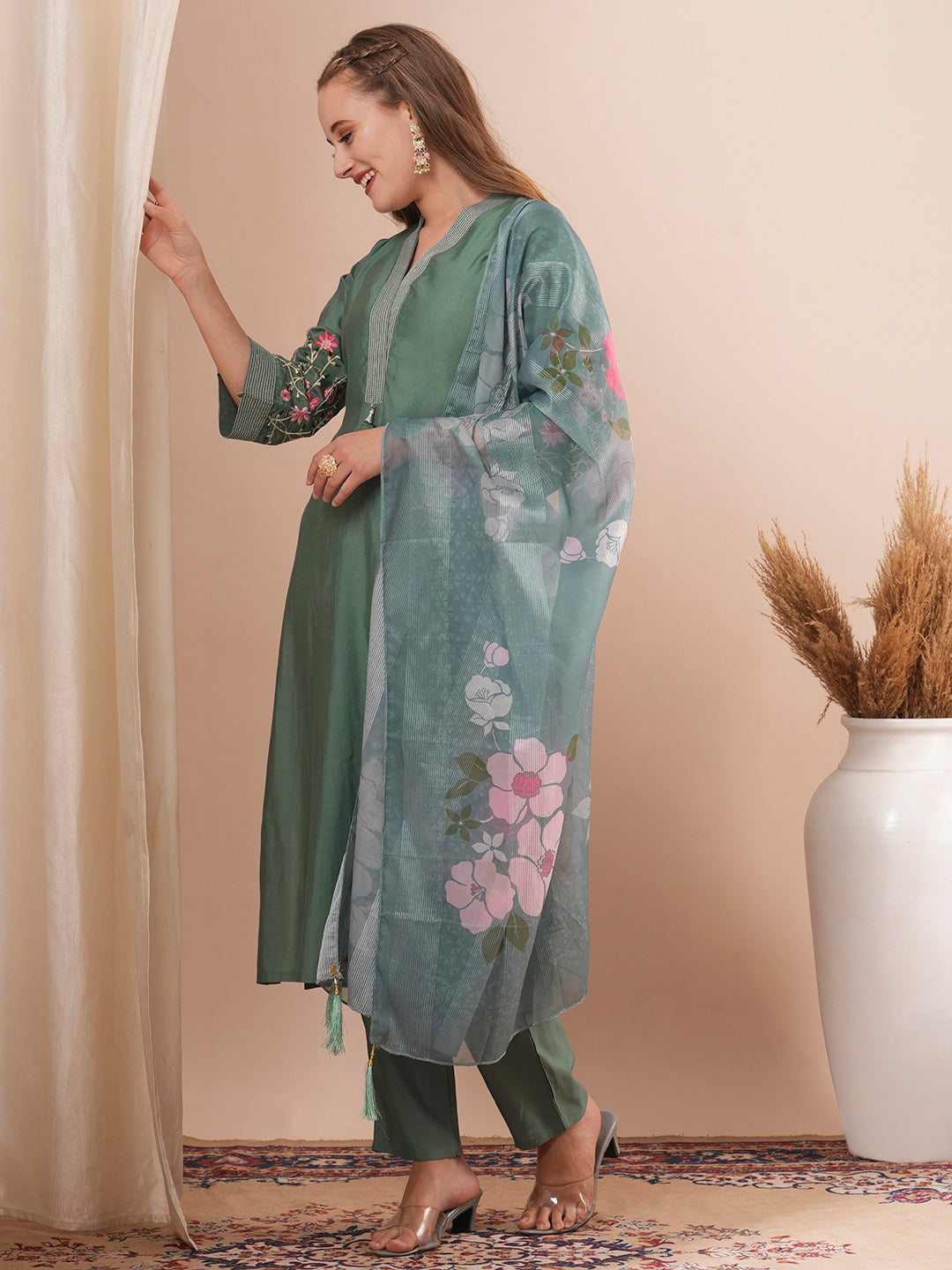 Solid Floral Embroidered Straight Fit Kurta with Pant and Printed Dupatta - Green