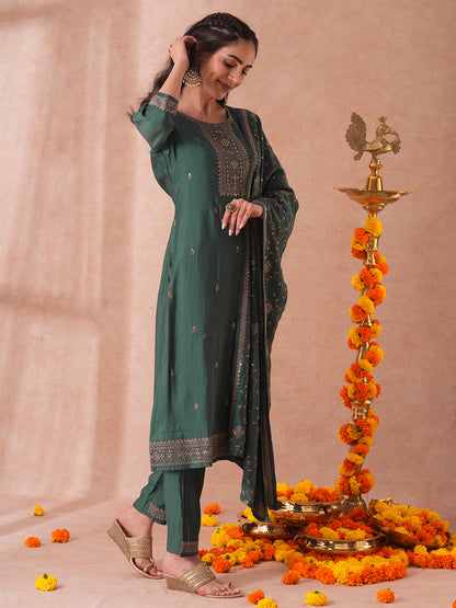 Solid Ethnic Embroidered Straight Fit Kurta with Pant and Dupatta - Green