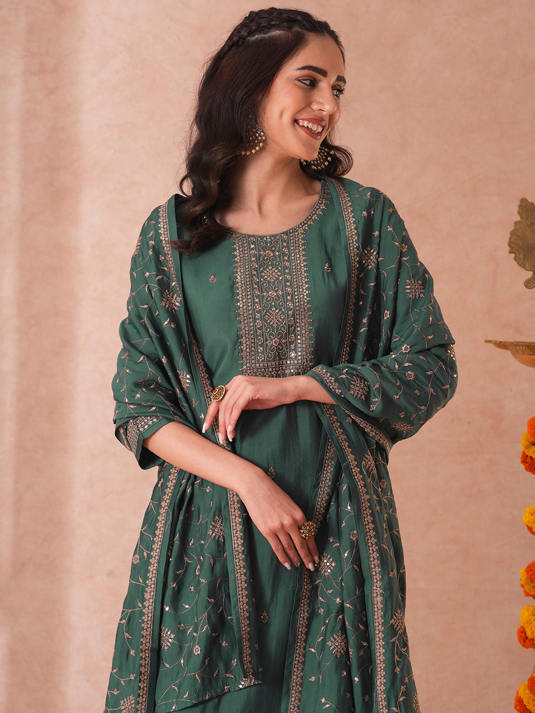 Solid Ethnic Embroidered Straight Fit Kurta with Pant and Dupatta - Green