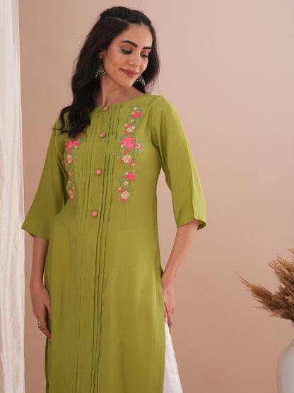 Floral Embroidered Straight Fit Kurta - Green