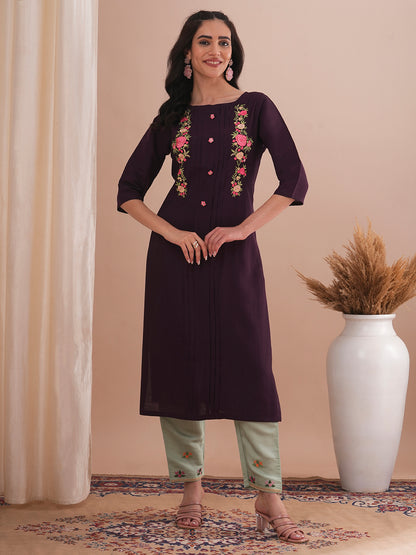 Floral Resham & Zari Embroidered Straight Fit Kurta - Burgundy