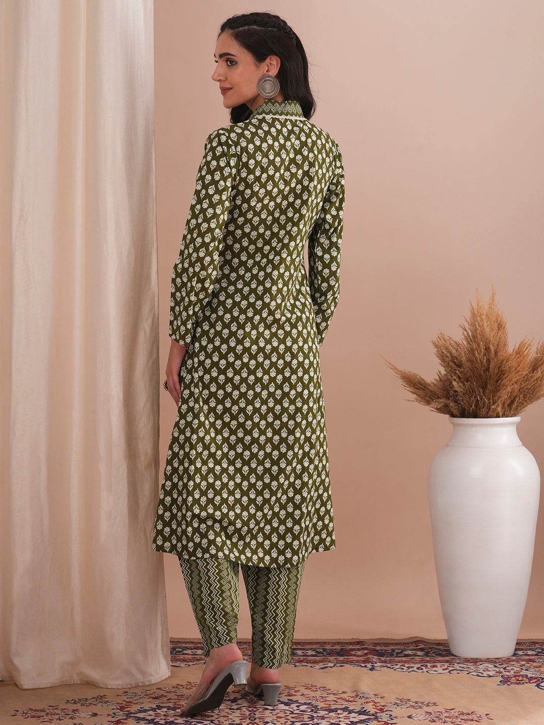 Ethnic Floral & Chevron Printed A-Line Kurta with Pant - Green