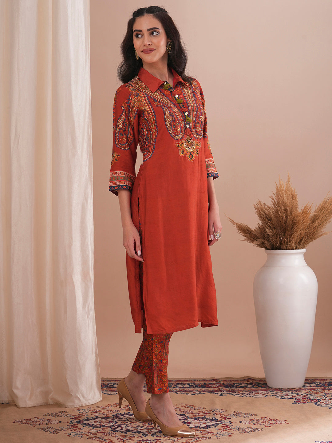 Ethnic Floral Printed Straight Fit Kurta with Pant - Rust