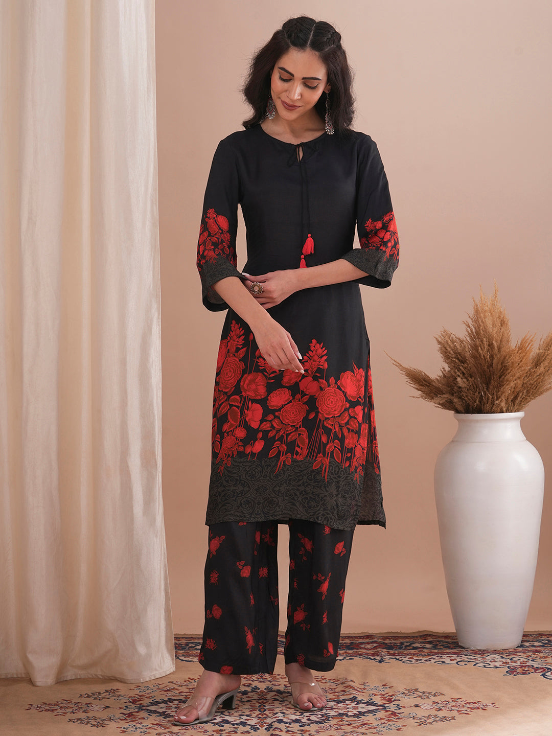 Abstract Floral Printed Straight Fit Kurta with Pant - Black