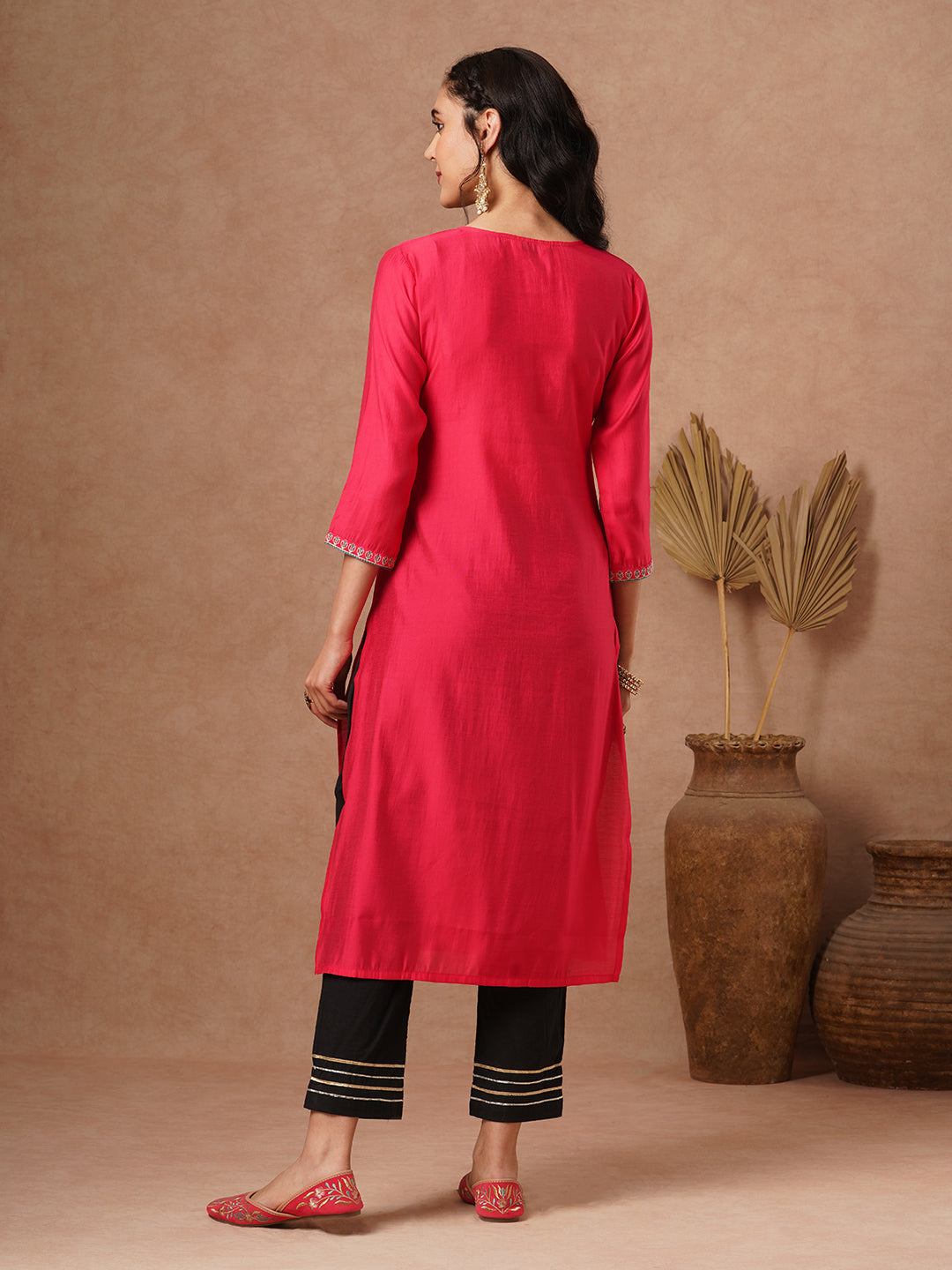 Ethnic Resham Embroidered Straight Fit Kurta - Pink