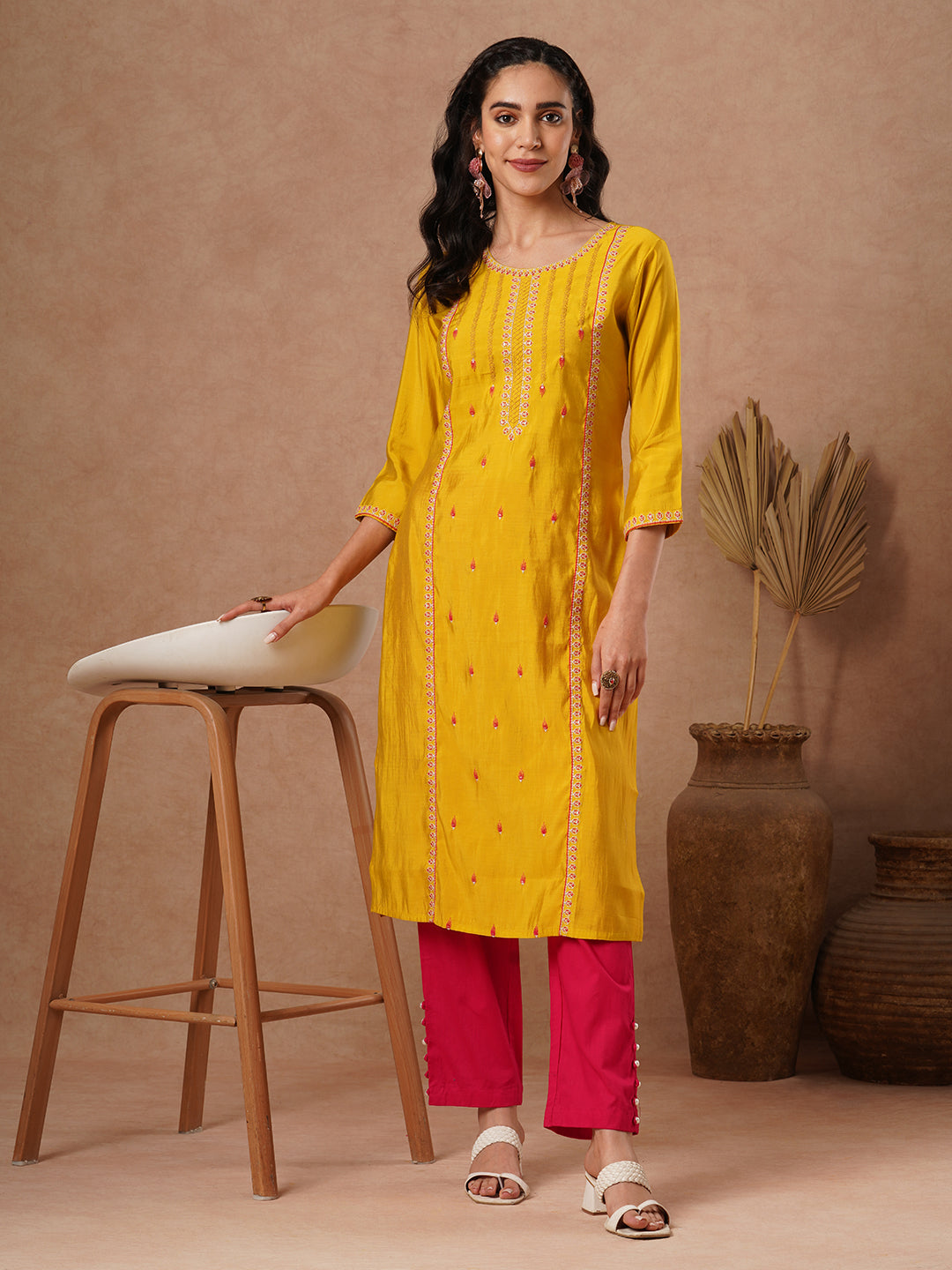 Ethnic Resham Embroidered Straight Fit Kurta - Yellow