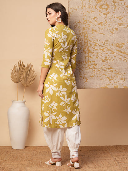 Abstract Floral Printed A-Line Flared Cotton Flax Kurta - Green