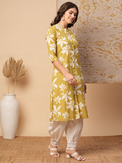 Abstract Floral Printed A-Line Flared Cotton Flax Kurta - Green