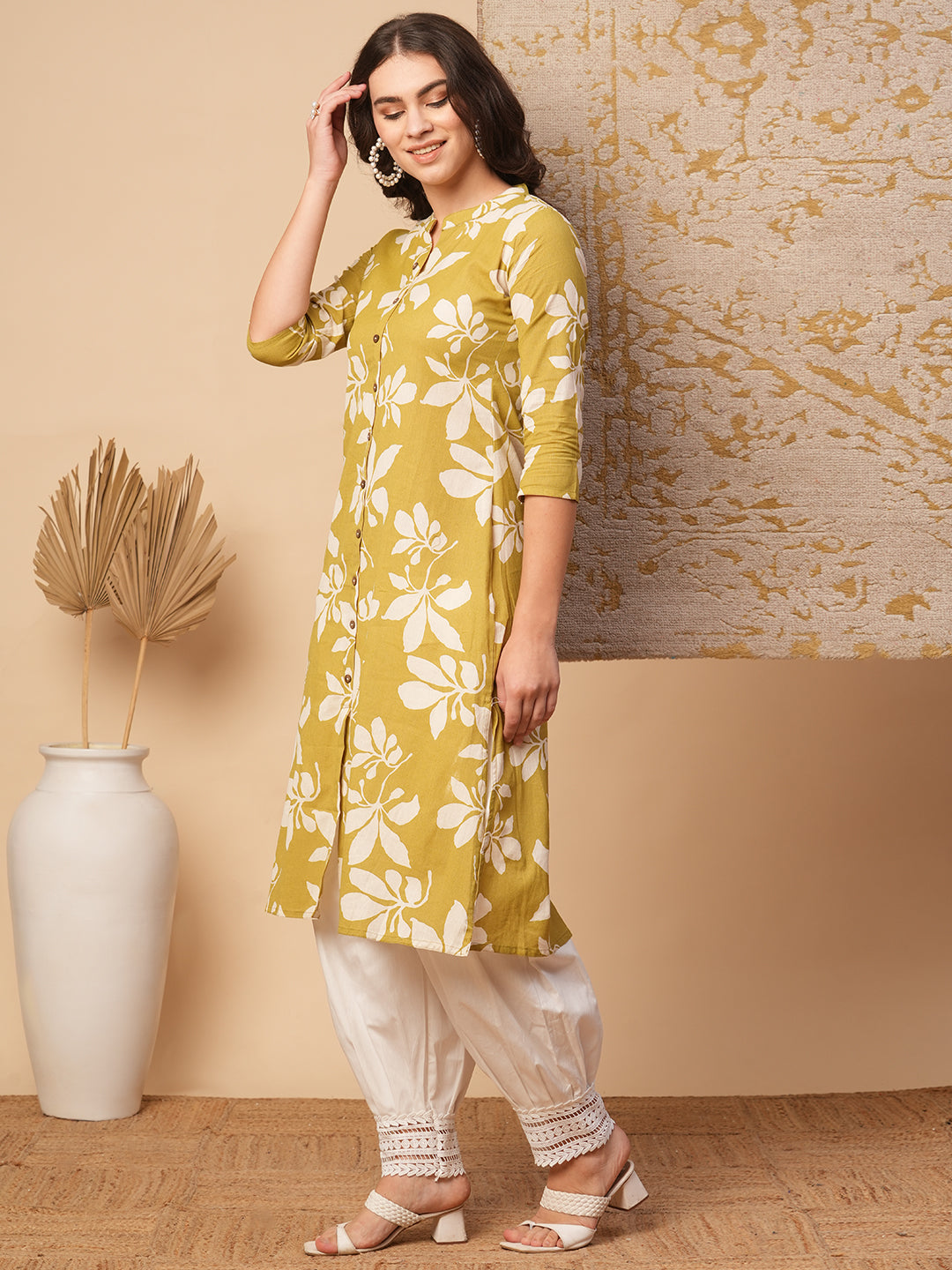 Abstract Floral Printed A-Line Flared Cotton Flax Kurta - Green