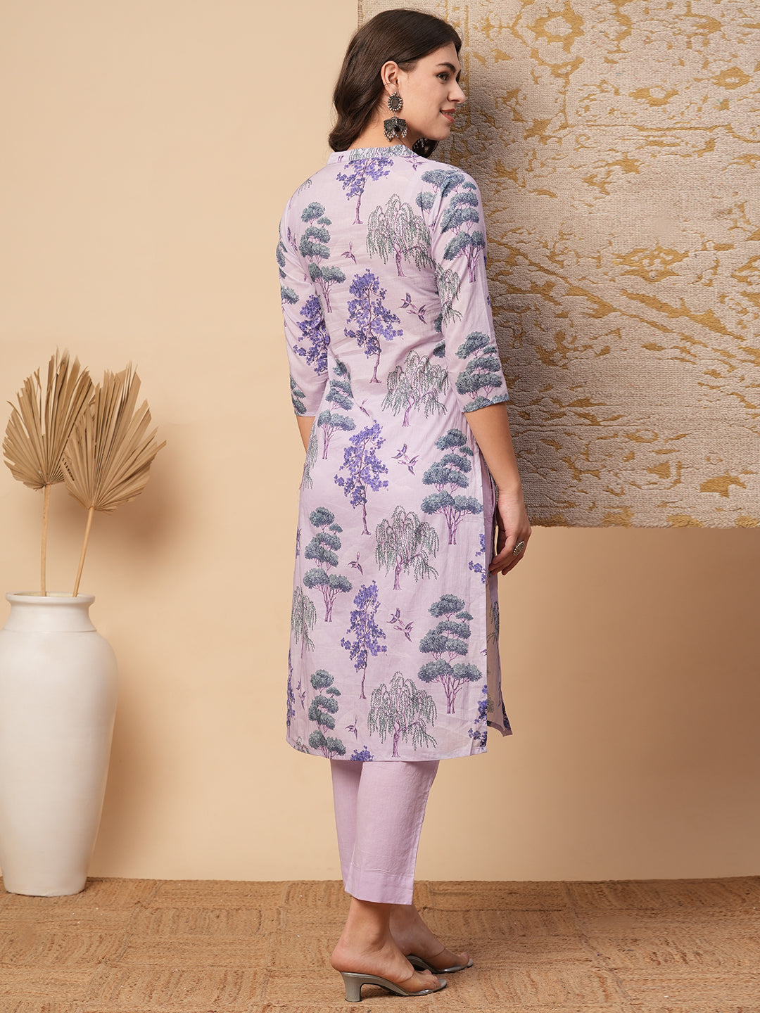 Ethnic Floral Printed Embroidered Straight Fit Kurta with Pant - Lavender