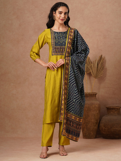 Solid Ethnic Embroidered Straight Fit Kurta with Pant and Dupatta - Lime Green