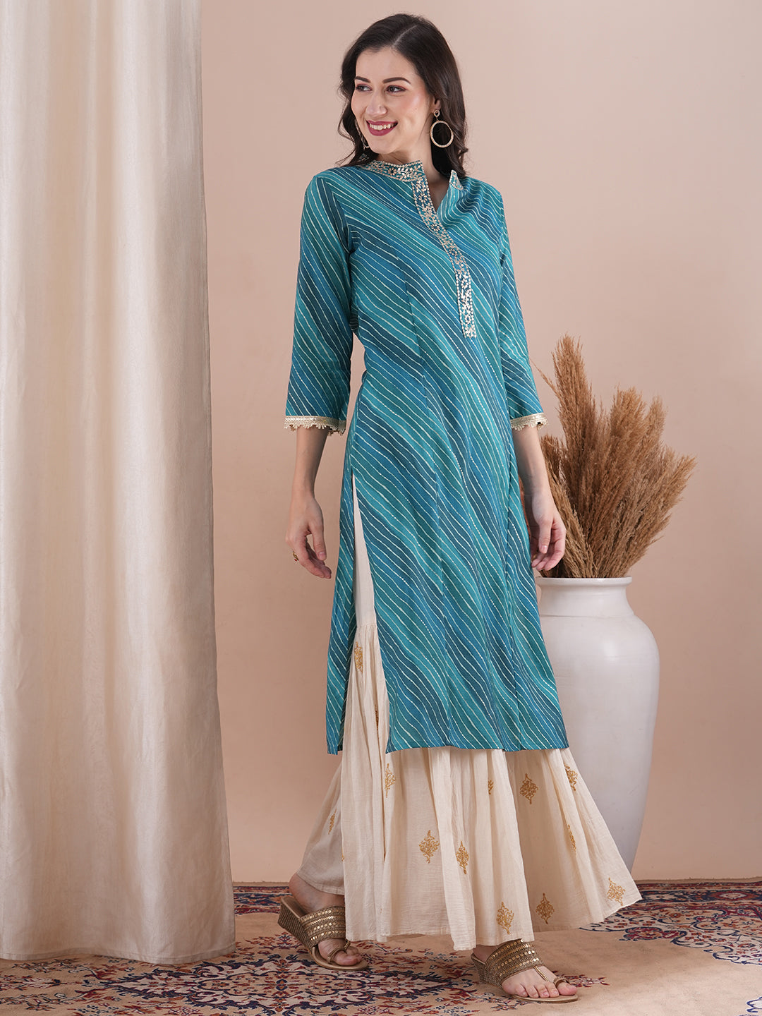 Leheriya Printed & Embroidered Straight Fit Kurta - Turquoise Blue