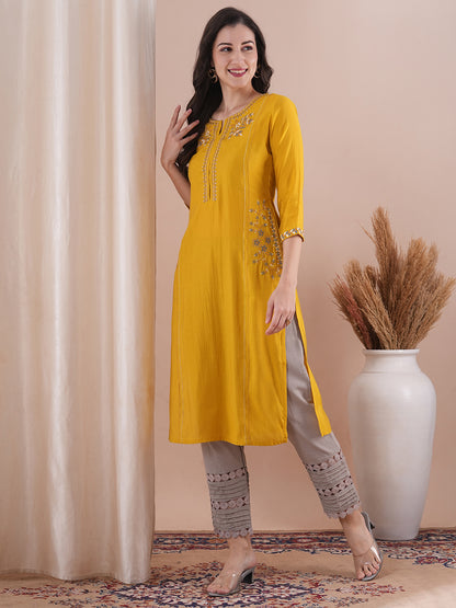 Solid Ethnic Floral Embroidered Straight Fit Kurta - Yellow