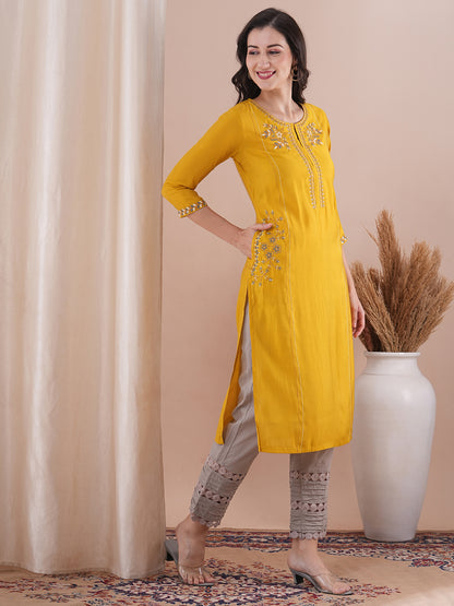 Solid Ethnic Floral Embroidered Straight Fit Kurta - Yellow