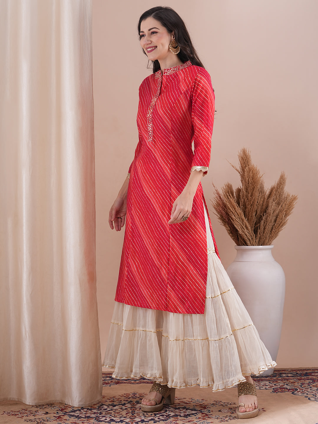 Leheriya Foil Printed & Embroidered Straight Fit Kurta - Red