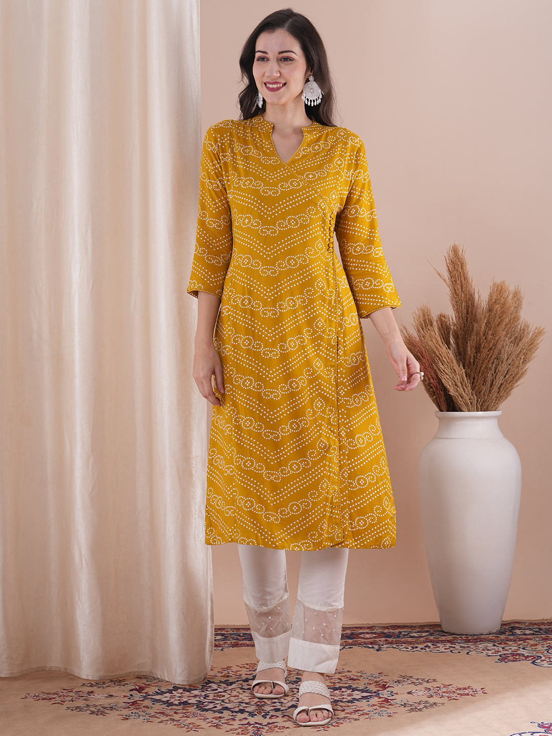 Abstract Bandhani Printed Straight Fit Kurta - Mustard