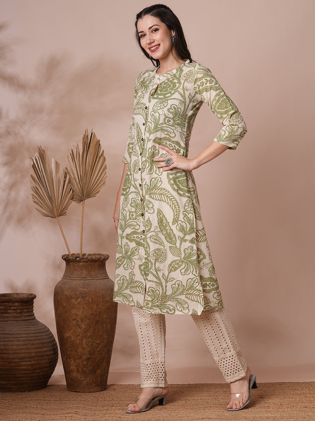 Ethnic Floral Printed Straight Fit Kurta - Off White