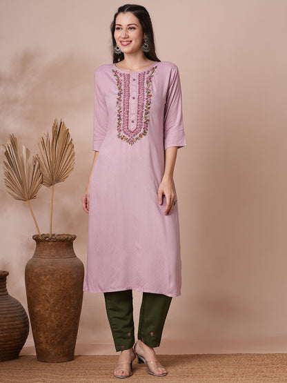 Solid Floral Hand Embroidered Straight Fit Kurta - Lavender