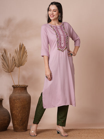 Solid Floral Hand Embroidered Straight Fit Kurta - Lavender